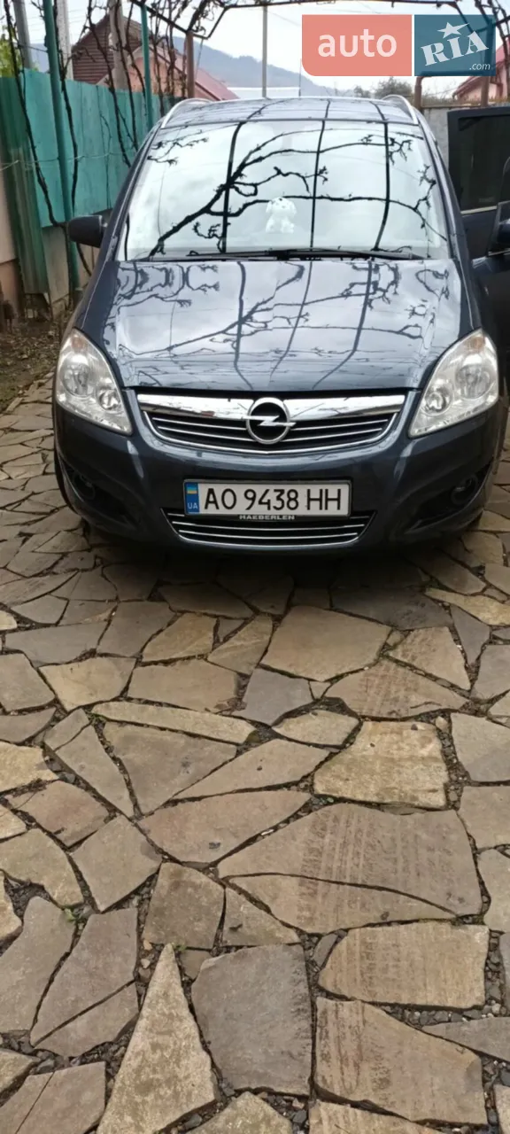 2010 Opel Zafira - мініатюра 16