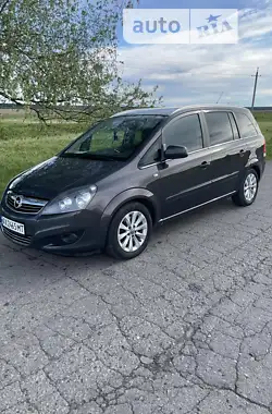 Opel Zafira 2013