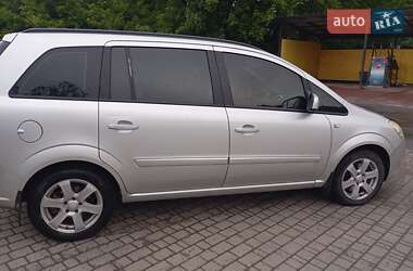 Минивэн Opel Zafira 2009 в Хмельницком