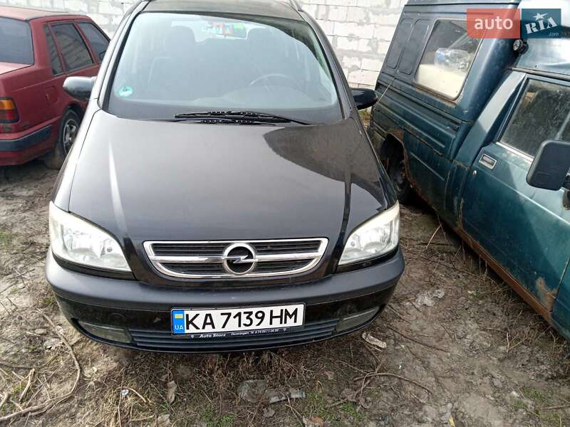 Opel Zafira 2004