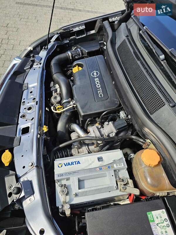 Мінівен Opel Zafira 2010 в Добротворі