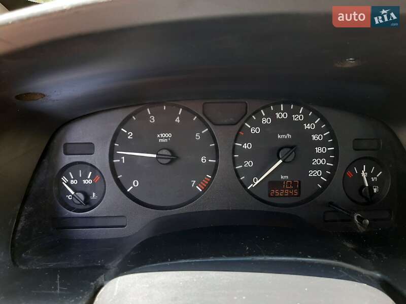 Мінівен Opel Zafira 1999 в Харкові