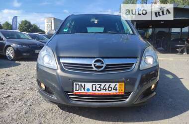 Минивэн Opel Zafira 2014 в Бердичеве