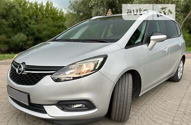 Мінівен Opel Zafira 2017 в Луцьку