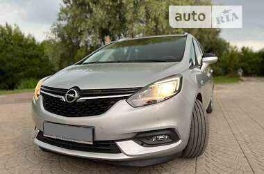 Мінівен Opel Zafira 2017 в Луцьку