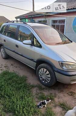 Минивэн Opel Zafira 2000 в 