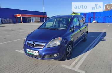 Мінівен Opel Zafira 2005 в Умані