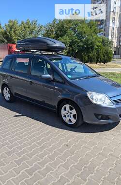 Минивэн Opel Zafira 2008 в Черноморске