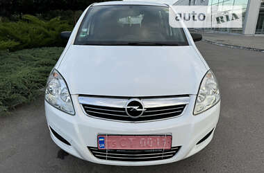 Мінівен Opel Zafira 2010 в Полтаві