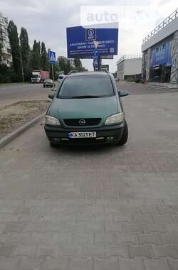 Мінівен Opel Zafira 2000 в Києві