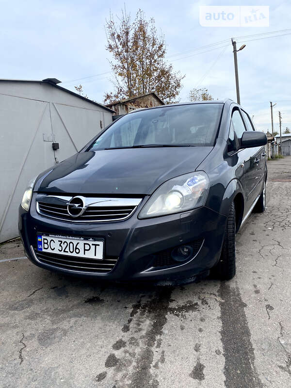 Минивэн Opel Zafira 2011 в Львове