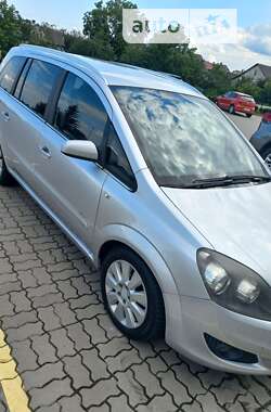 Минивэн Opel Zafira 2008 в Яворове