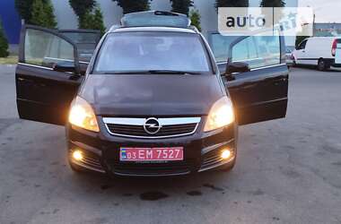 Минивэн Opel Zafira 2007 в Белой Церкви