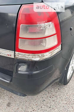 Минивэн Opel Zafira 2009 в 