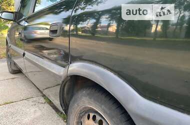 Минивэн Opel Zafira 2002 в Киеве