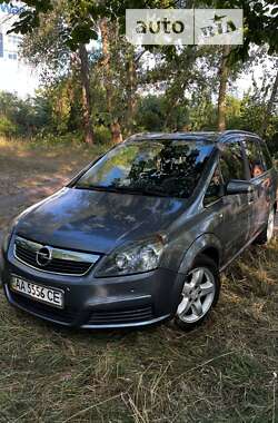 Мінівен Opel Zafira 2005 в Києві