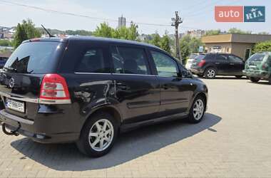 Минивэн Opel Zafira 2008 в 