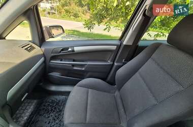 Минивэн Opel Zafira 2008 в 