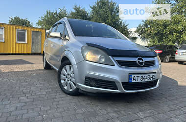 Мінівен Opel Zafira 2005 в Івано-Франківську