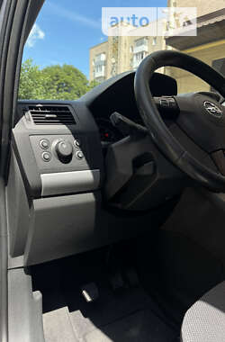 Мінівен Opel Zafira 2010 в Тернополі