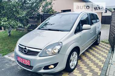 Минивэн Opel Zafira 2011 в Луцке