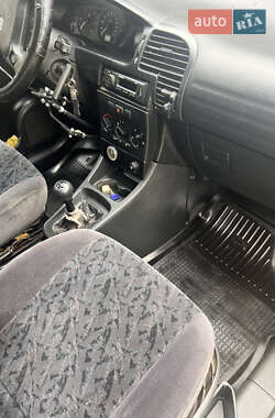 Минивэн Opel Zafira 2001 в 