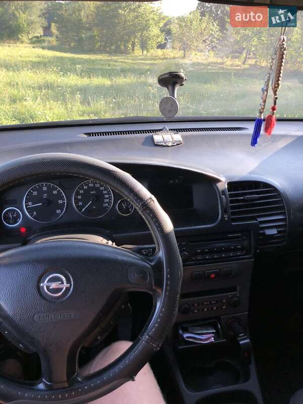 Мінівен Opel Zafira 2003 в Львові