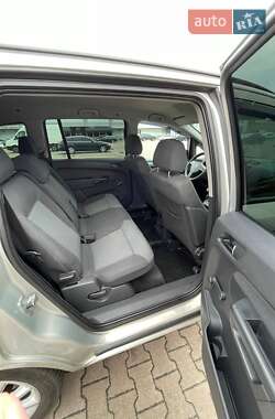 Минивэн Opel Zafira 2007 в 