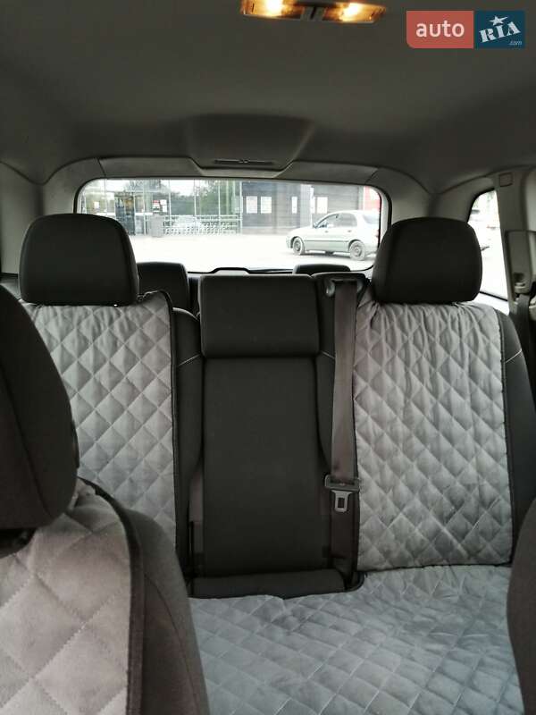 Минивэн Opel Zafira 2010 в Запорожье