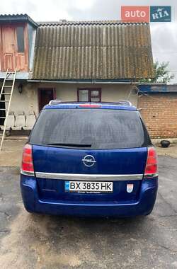 Мінівен Opel Zafira 2006 в Ізяславі