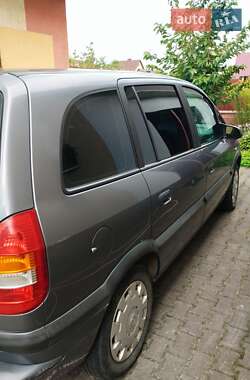 Минивэн Opel Zafira 2005 в 