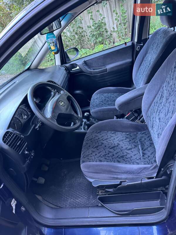 Минивэн Opel Zafira 1999 в Могилев-Подольске
