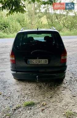 Минивэн Opel Zafira 2000 в 