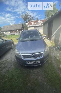 Минивэн Opel Zafira 2006 в Кременце