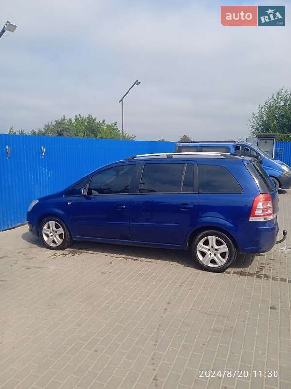 Opel Zafira 2009