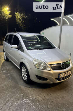 Минивэн Opel Zafira 2008 в Хмельницком