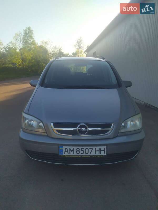 Opel Zafira 2004