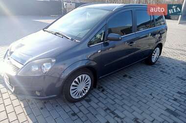 Минивэн Opel Zafira 2006 в Киеве