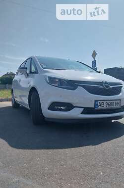 Мінівен Opel Zafira 2016 в Хмельницькому