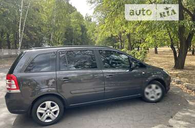 Мінівен Opel Zafira 2013 в Кривому Розі