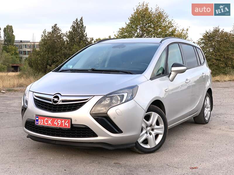 Минивэн Opel Zafira 2014 в Днепре