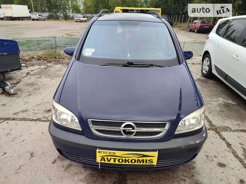 Мінівен Opel Zafira 2004 в Южноукраїнську