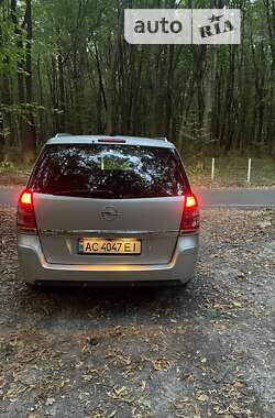 Мінівен Opel Zafira 2010 в Луцьку