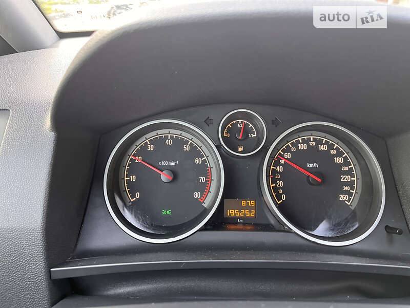 Минивэн Opel Zafira 2008 в Запорожье
