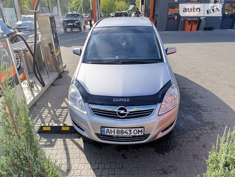 Мінівен Opel Zafira 2009 в Полтаві