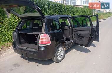 Минивэн Opel Zafira 2006 в Самборе