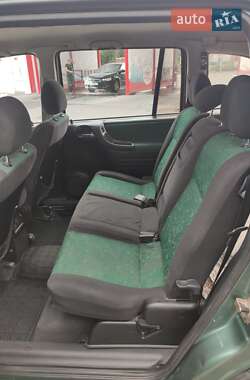 Минивэн Opel Zafira 1999 в 