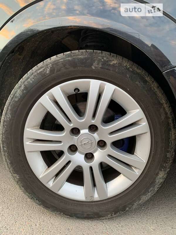 Минивэн Opel Zafira 2009 в Теребовле