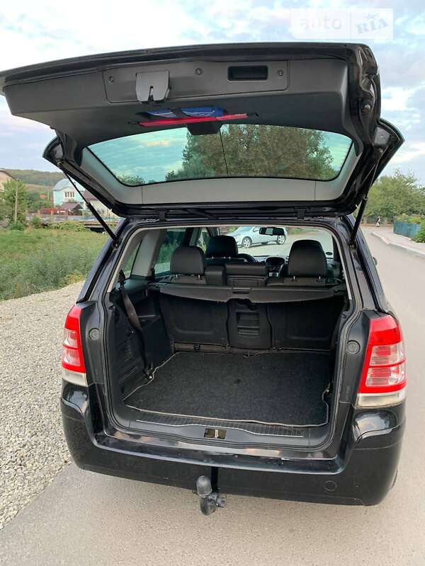 Минивэн Opel Zafira 2009 в Теребовле