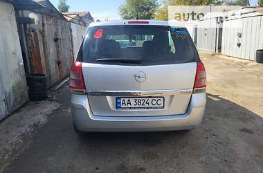 Мінівен Opel Zafira 2008 в Києві